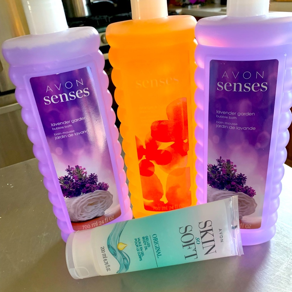 Avon bubble bath and gel dry skin care